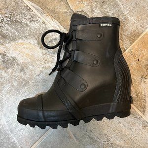 SOREL Women's 6.5 Black Waterproof Joan of Arctic Wedge Heel Rubber Rain Boots